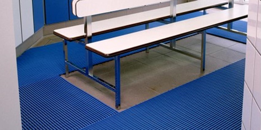 Omklädningsrum - Halkmattor Omklädningsrum - Halkmattor
