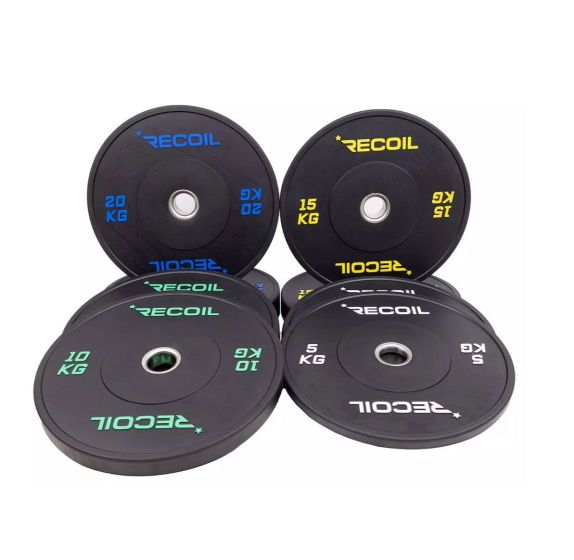 Bumper plates i svart gummi från Recoil – 100 kg set med färgkodade viktskivor